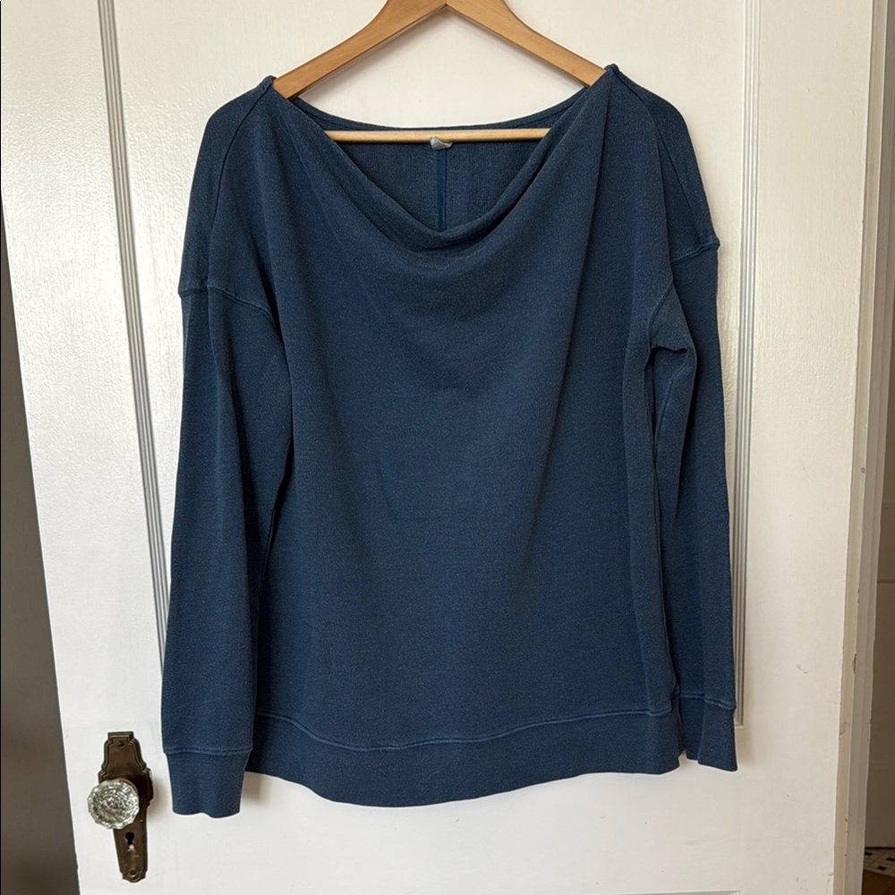 Blue Long Sleeve Top